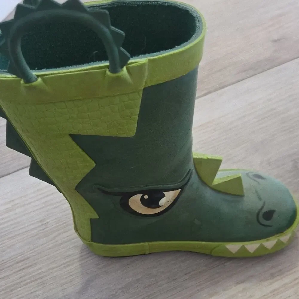 N/A fun green